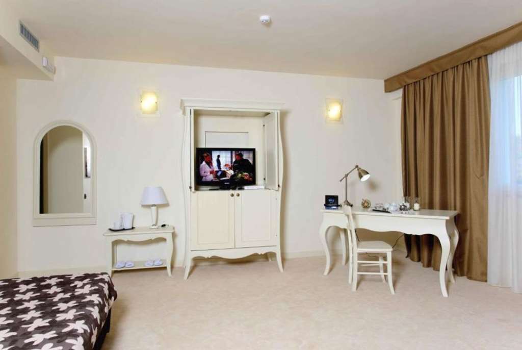 Virginia Resort & Spa - Adults Only Monteforte Irpino Værelse billede